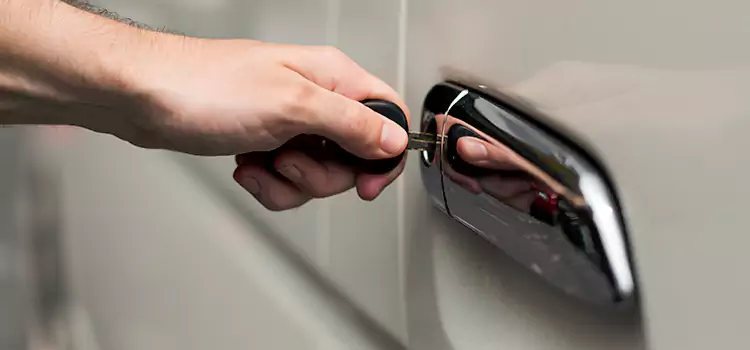 Why Choose Our Auto Locksmith Team in Massillon, OH?